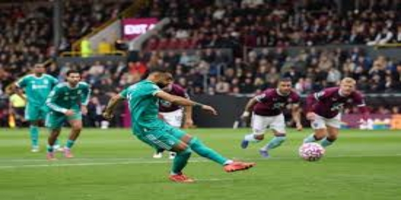 曼城战术解读：锋线双星与中场支撑-开元棋牌